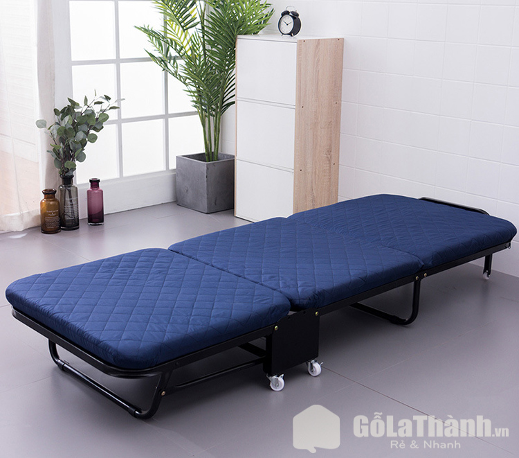 giường ngủ gấp có đệm màu xanh đen