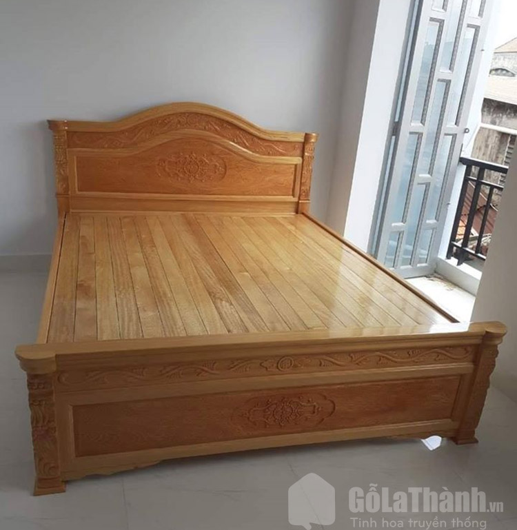 giường gỗ pơ mu
