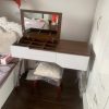 Mẫu bàn trang điểm gỗ nhỏ gọn vuông vức GHT-42097