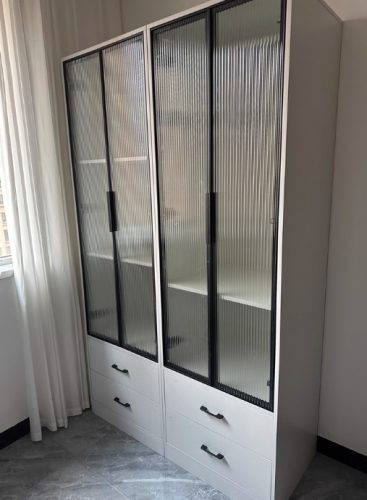 Tủ gỗ cánh kính thời trang GHT-51601 photo review