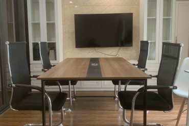 Bàn họp mặt gỗ chân sắt GHT-42205 photo review