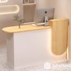 mẫu quầy lễ tân thiết kế thanh lịch