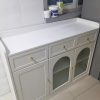 Tủ để chén bát cánh kính sọc sang trọng GHT-51655