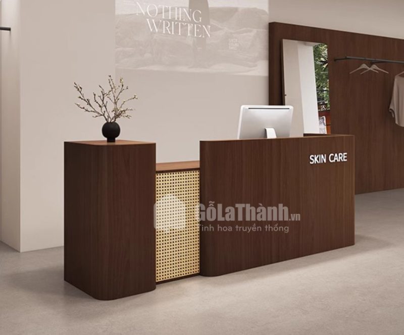 bàn lễ tân cao cấp