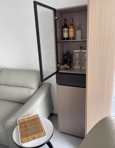 Tủ rượu nhỏ dáng cao cánh kính GHT-51688 photo review