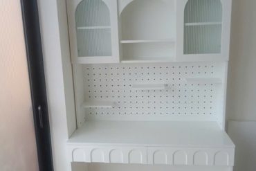 Bàn học liền tủ sách có bảng pegboard GHT-4331 photo review
