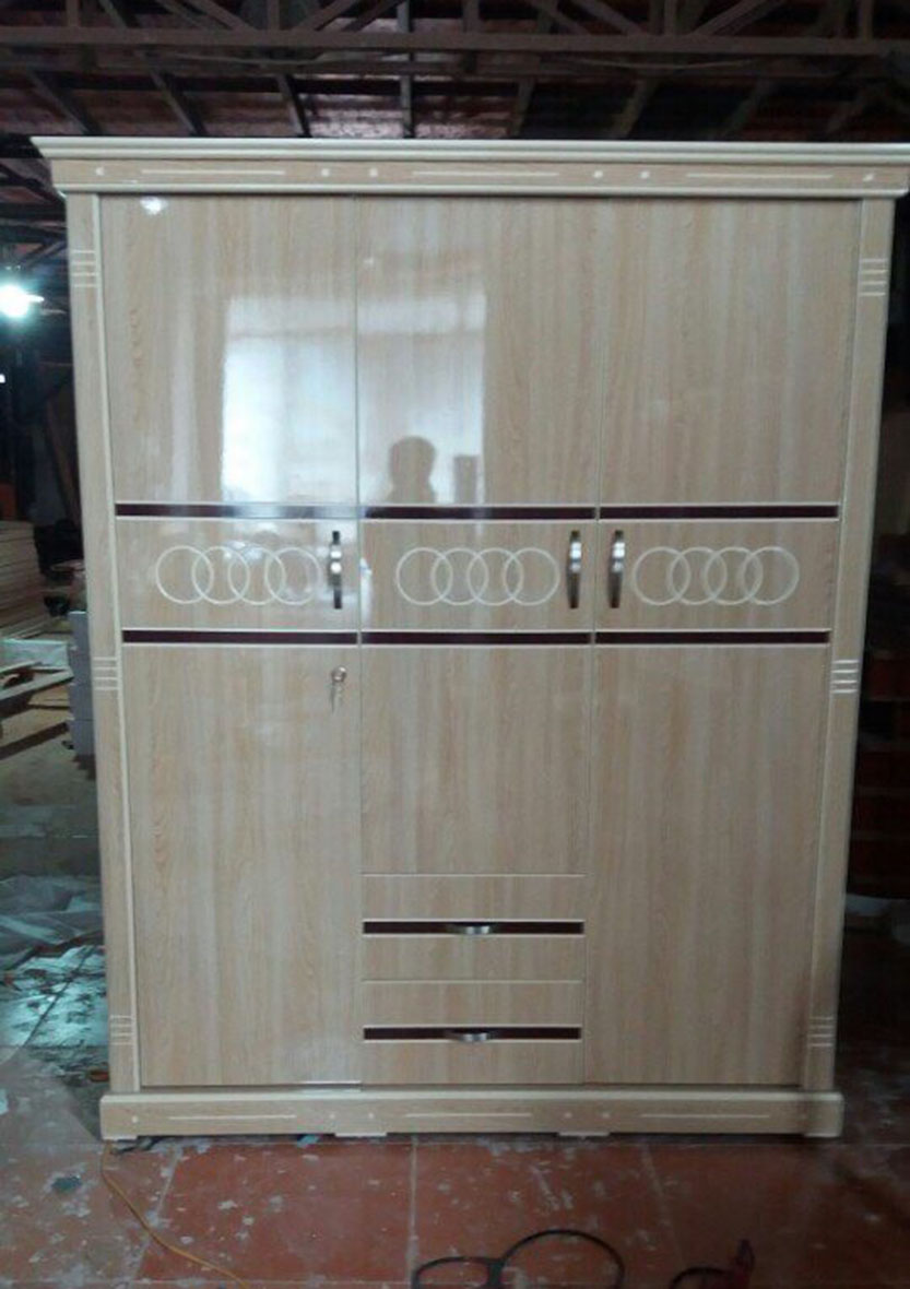 tu-quan-ao-gia-dinh-go-cong-nghiep-ght-556-1